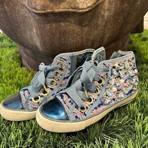 Fancy crystal embellished ASH converse patent gold tweed size 6